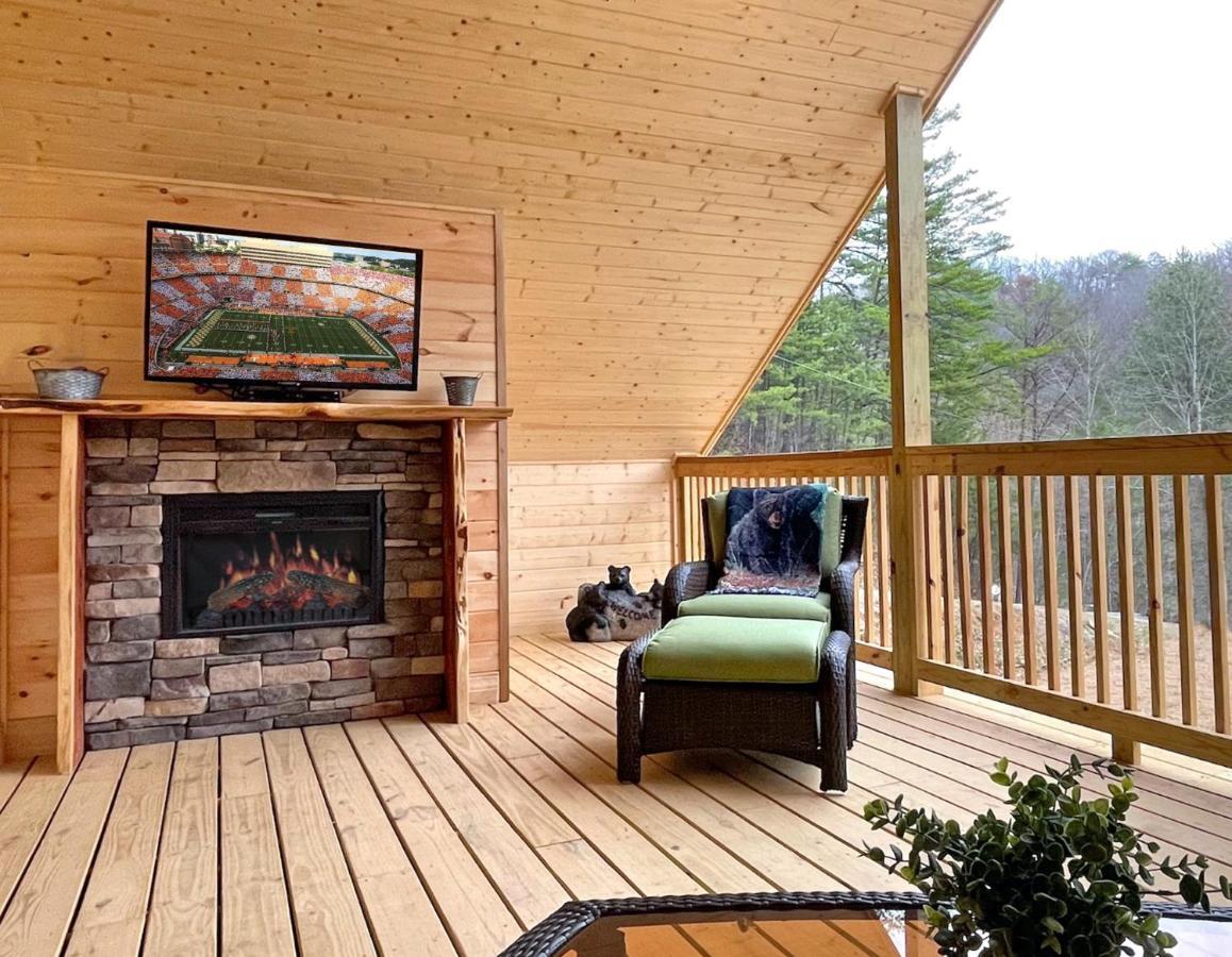 Gatlinburg - Honeymoon Hideaway Villa Ngoại thất bức ảnh