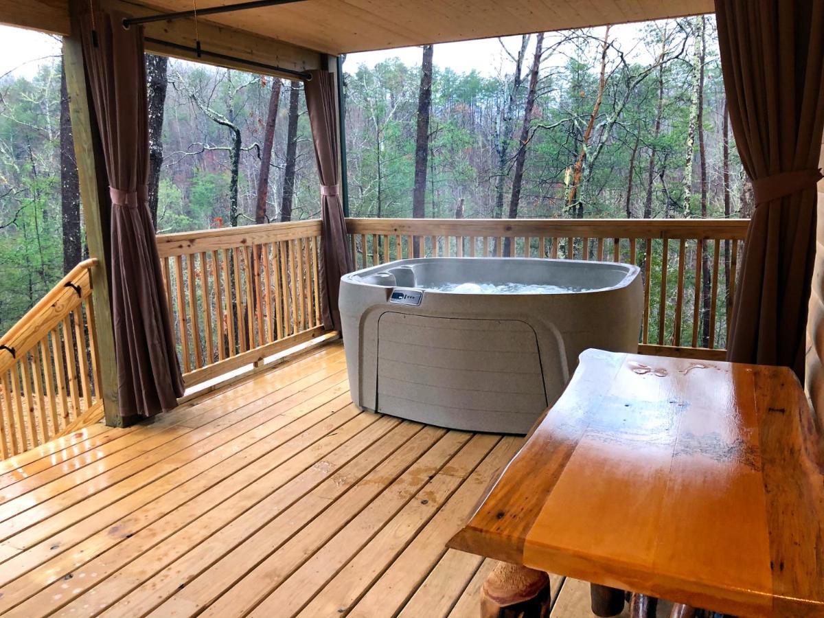 Gatlinburg - Honeymoon Hideaway Villa Ngoại thất bức ảnh