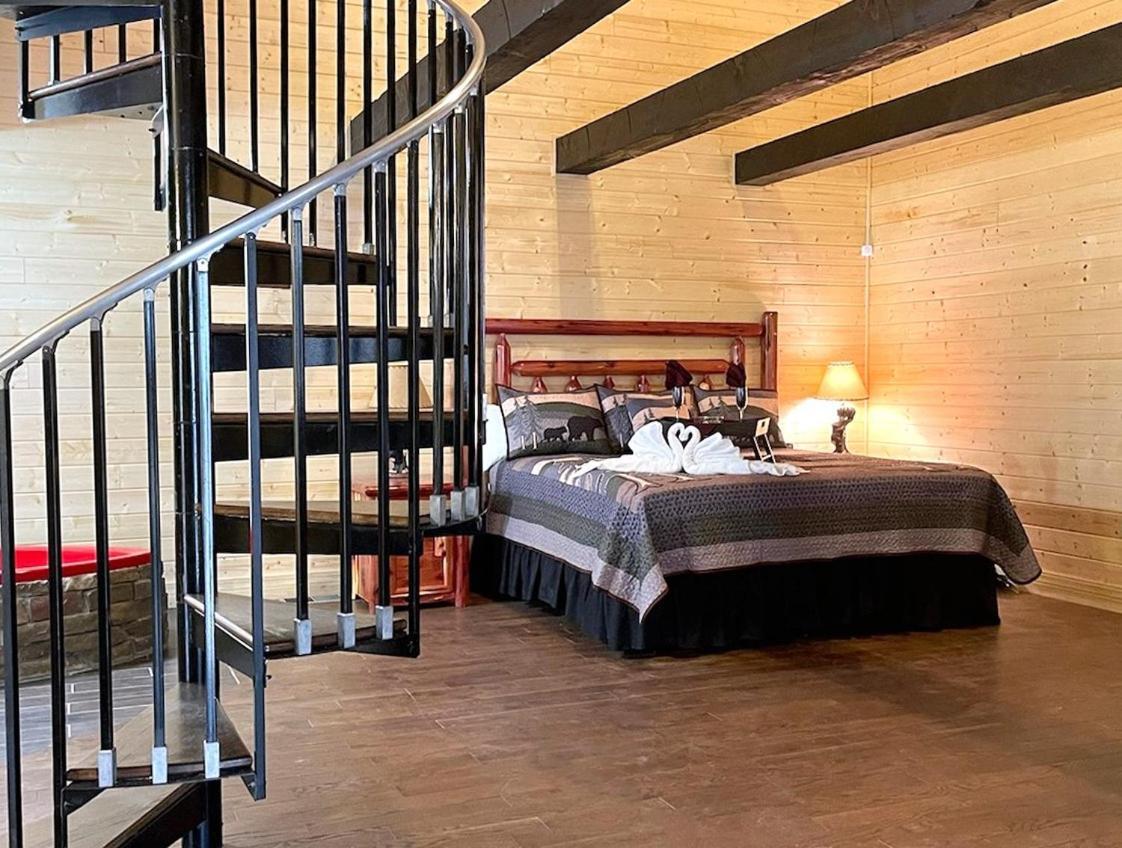 Gatlinburg - Honeymoon Hideaway Villa Ngoại thất bức ảnh